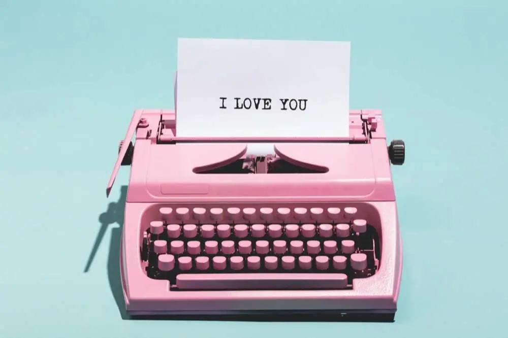poster textposter - typing love