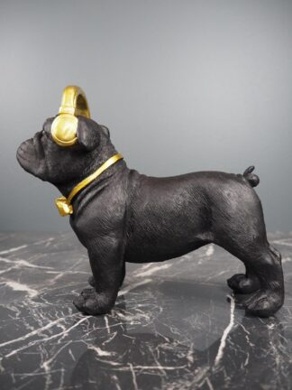 bulldog svart med guld hörlurar 21×9×18cm
