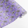 Presentpapper med blommor – lila kraftpapper 70x200 cm