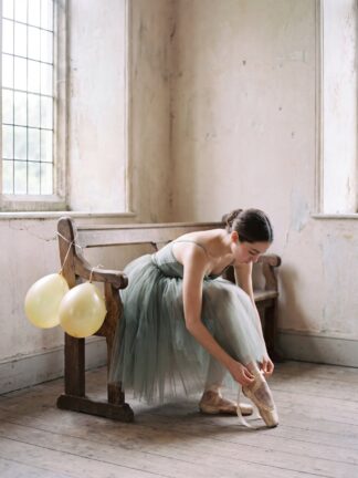 poster ballerina med tåskor grön